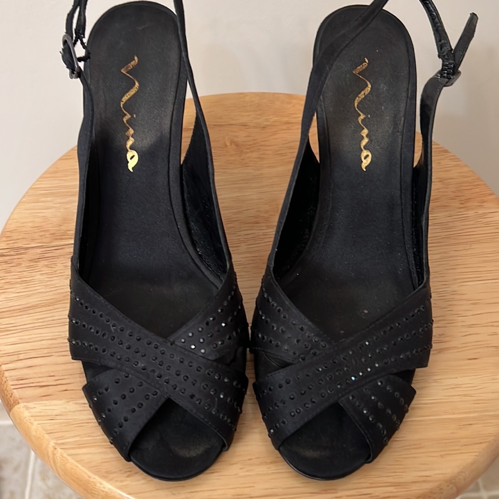 Nina satin evening shoes with black crystals